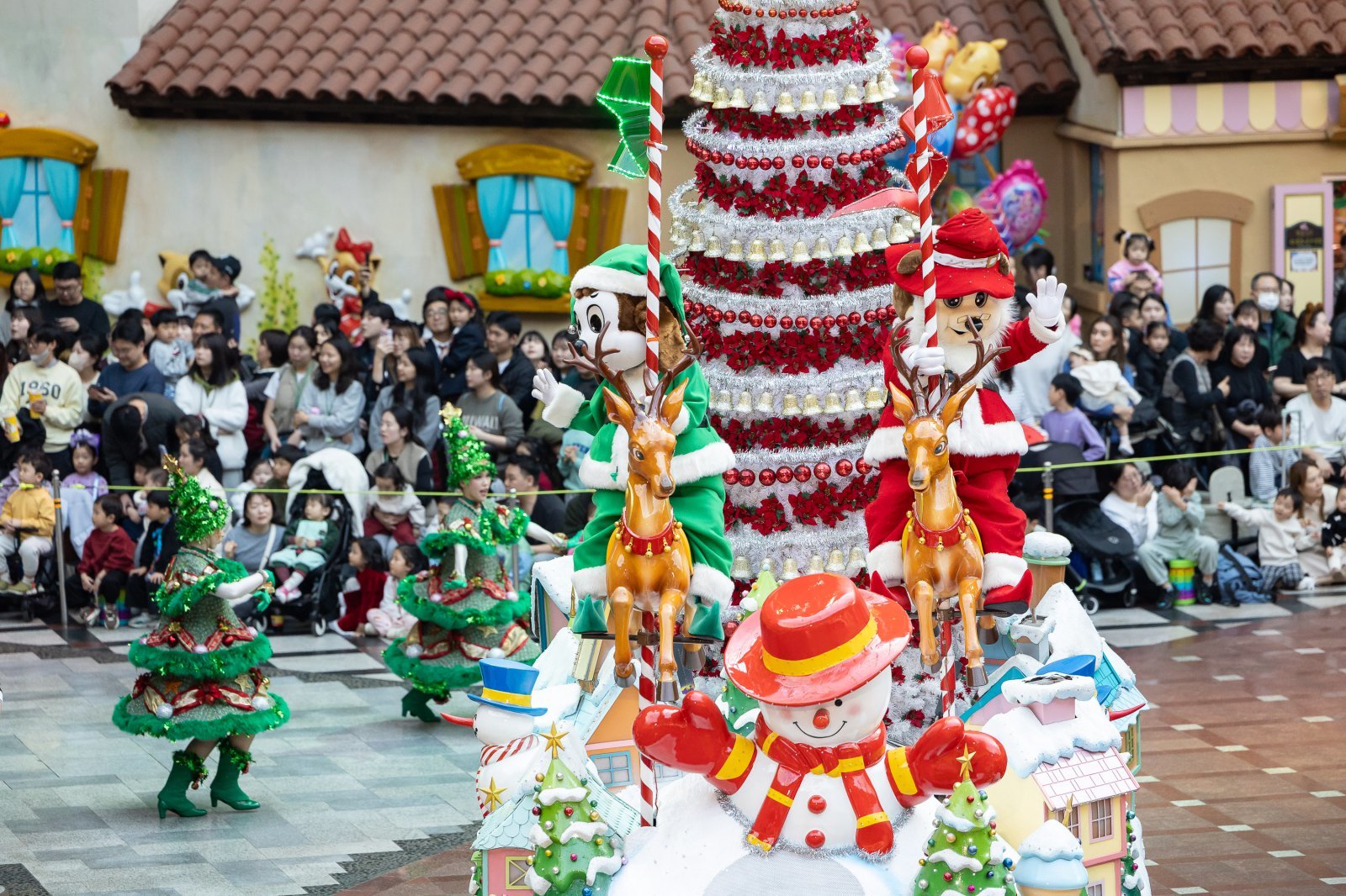 해피 크리스마스 퍼레이드