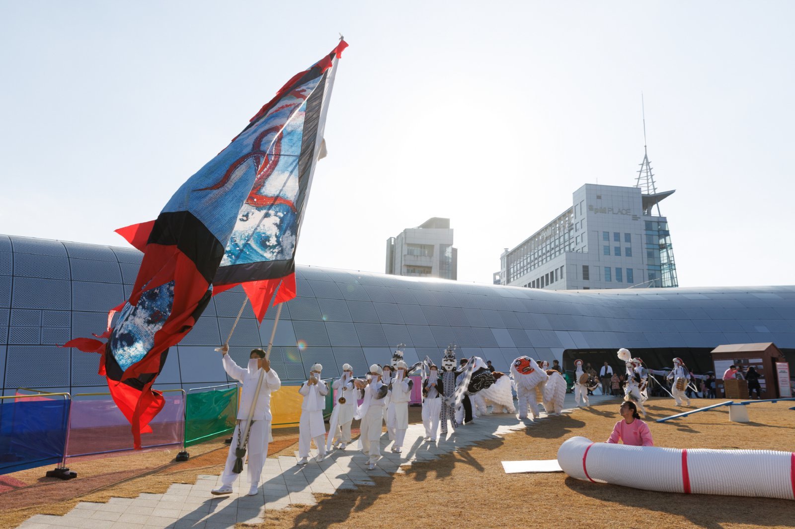 제2회 인문문화축제 현장 사진 – 99박스 ‘나례:희’ 공연