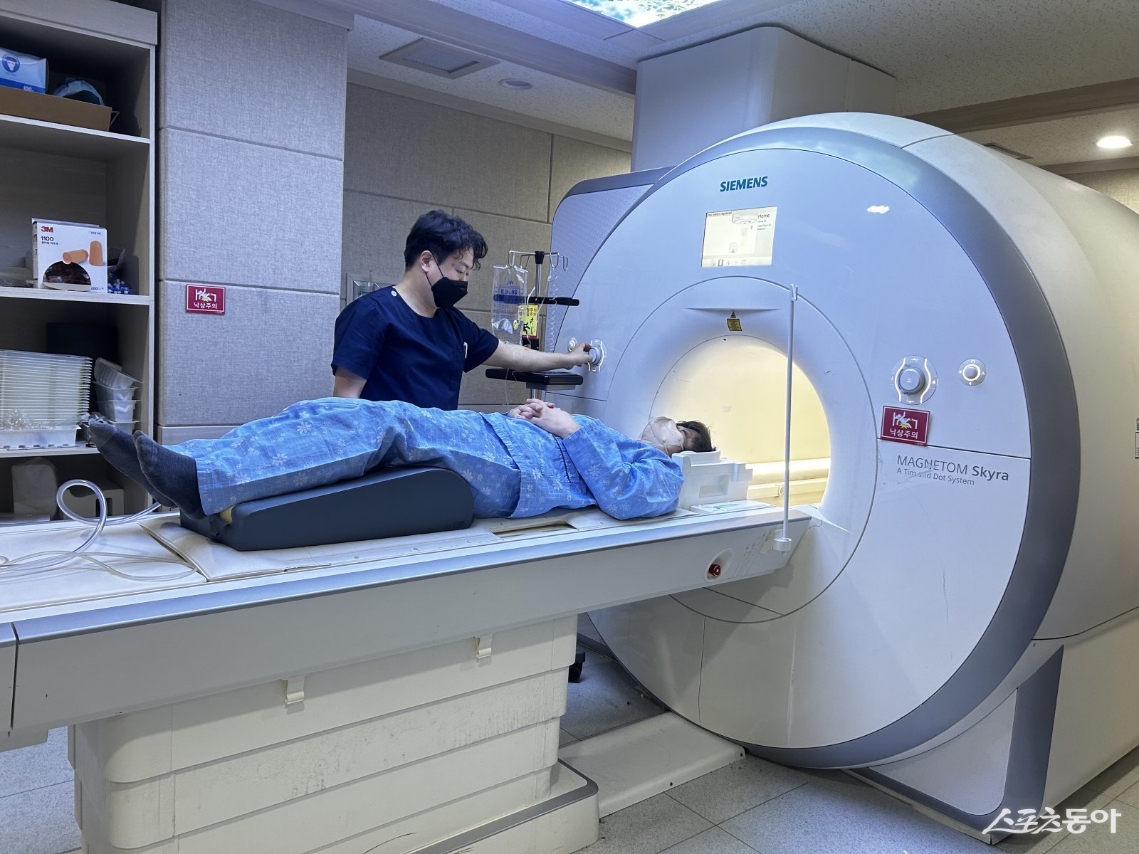 MRI 촬영 모습. (사진제공=온병원)