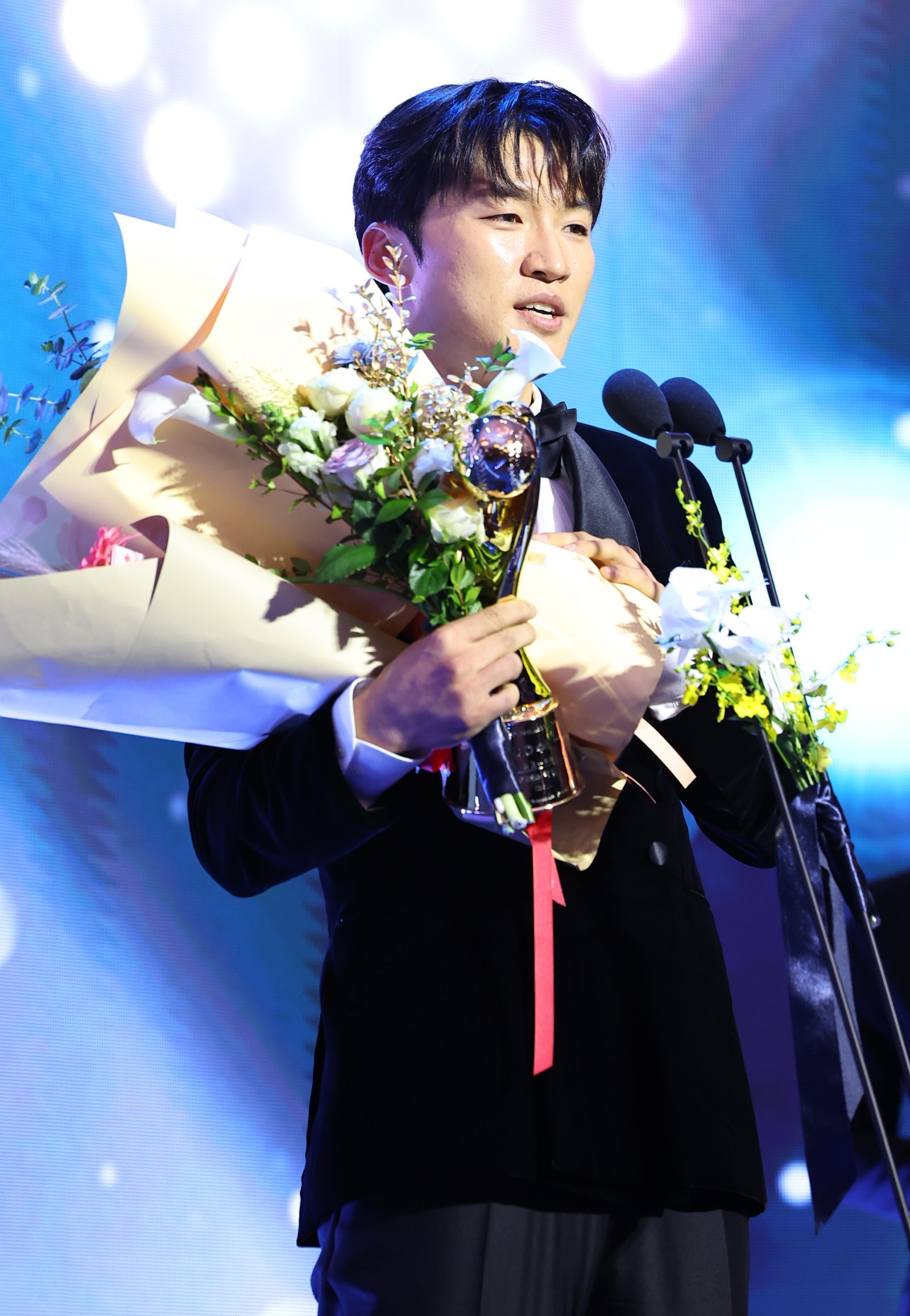 24일 롯데호텔월드에서 열린 KBO 시상식에서 도루왕, 수비상을 수상한 LG 박해민은 “내 장점을 잃으면 끝이라는 생각으로 버텼다”고 지금까지 스피드를 유지하는 비결을 전했다. 뉴시스