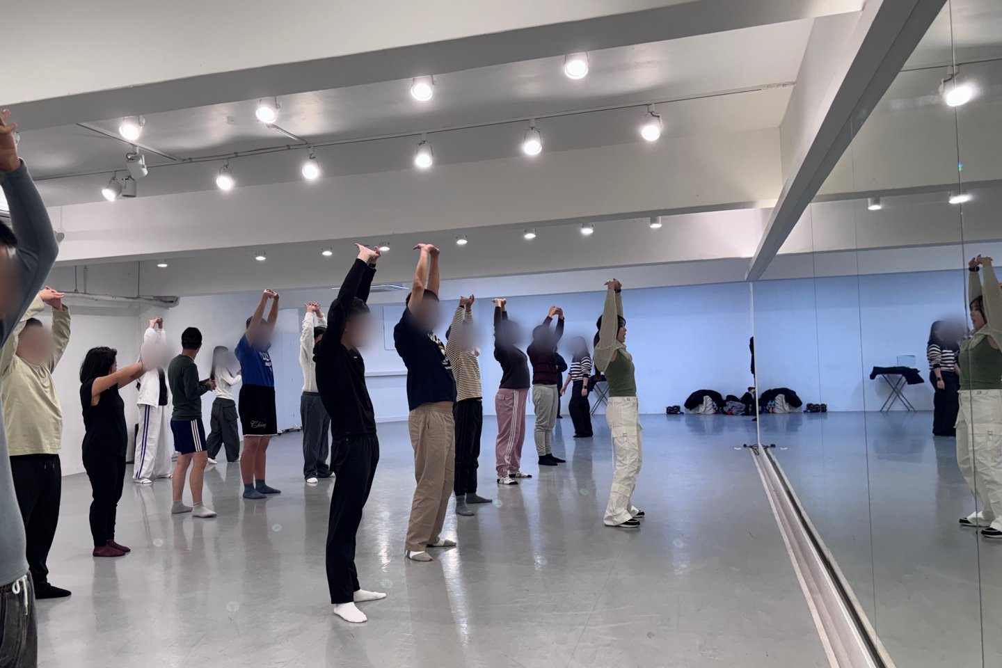 키돌의 단계별 댄스 교육 프로그램