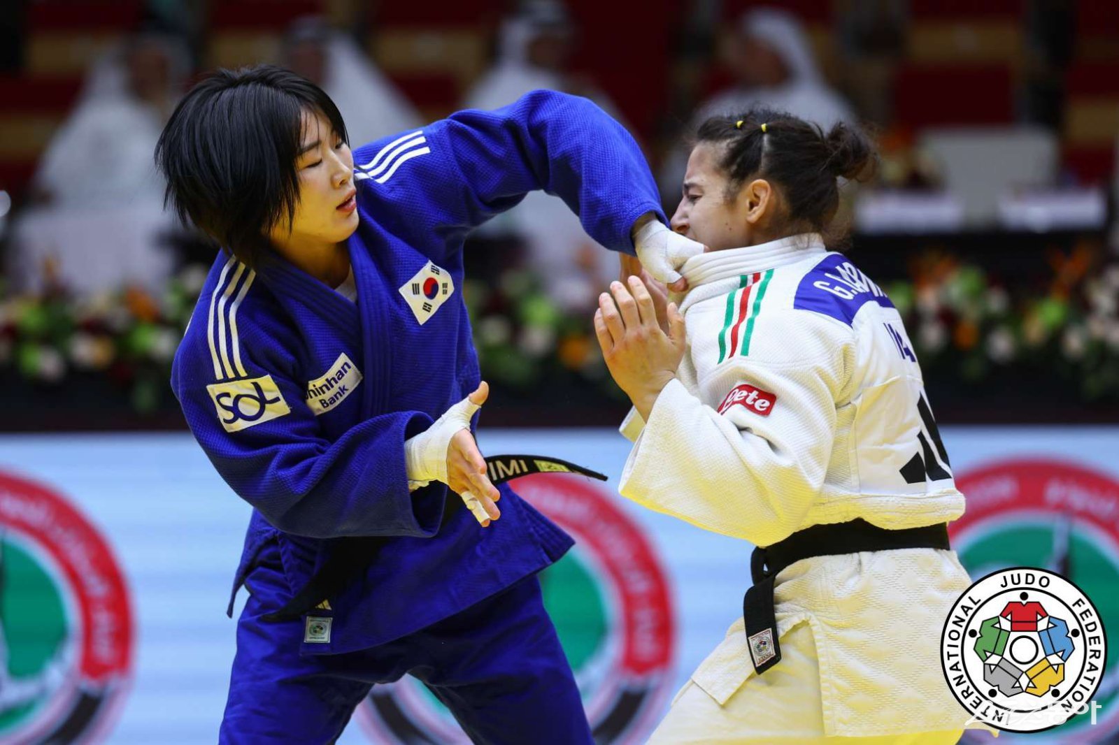 경북체육회 유도팀 허미미 선수가 ‘2025 아부다비 그랜드슬램’에서 경기를 하고 있다. 사진제공 ㅣ 경북체육회