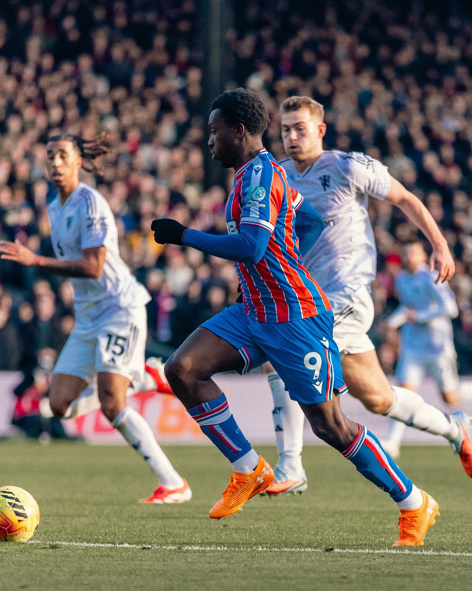 크리스털 팰리스-맨체스터 유나이티드의 EPL 13라운드는 현지시간 오후 2시5분에 펼쳐졌다. 이는 중계방송의 시간대 겹침 현상을 방지하기 위함이다. 사진출처｜크리스탈 팰리스 페이스북