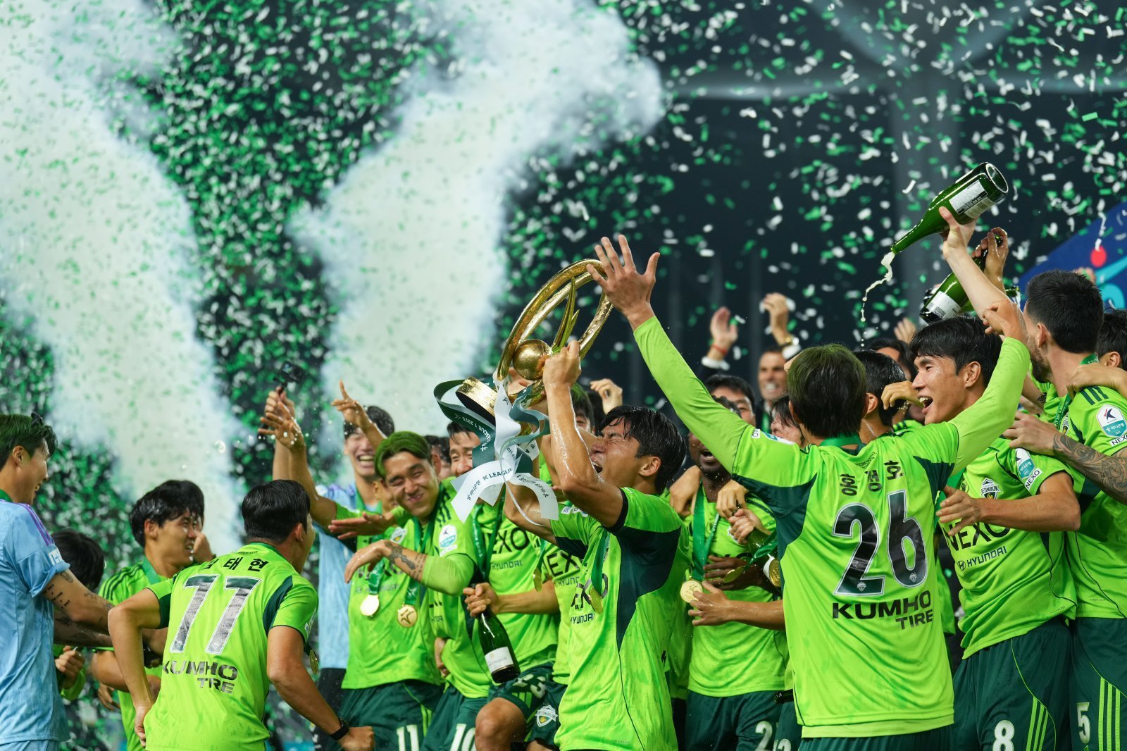 전북 현대의 10번째 우승. 사진=전북 현대