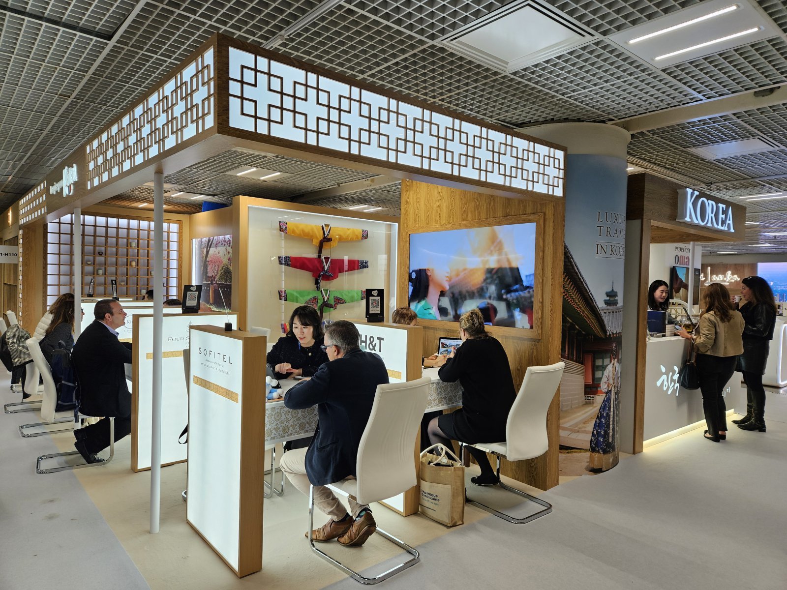 2024 ILTM Cannes 한국 홍보관