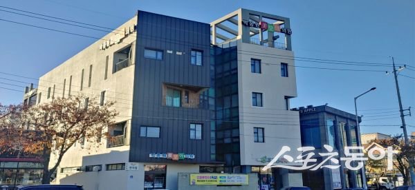 포항시가 보건복지부 공모사업을 통해 달빛어린이병원으로 신규 지정한 ‘남구 박응원미모아소아청소년과의원’ 전경. 사진제공ㅣ포항시