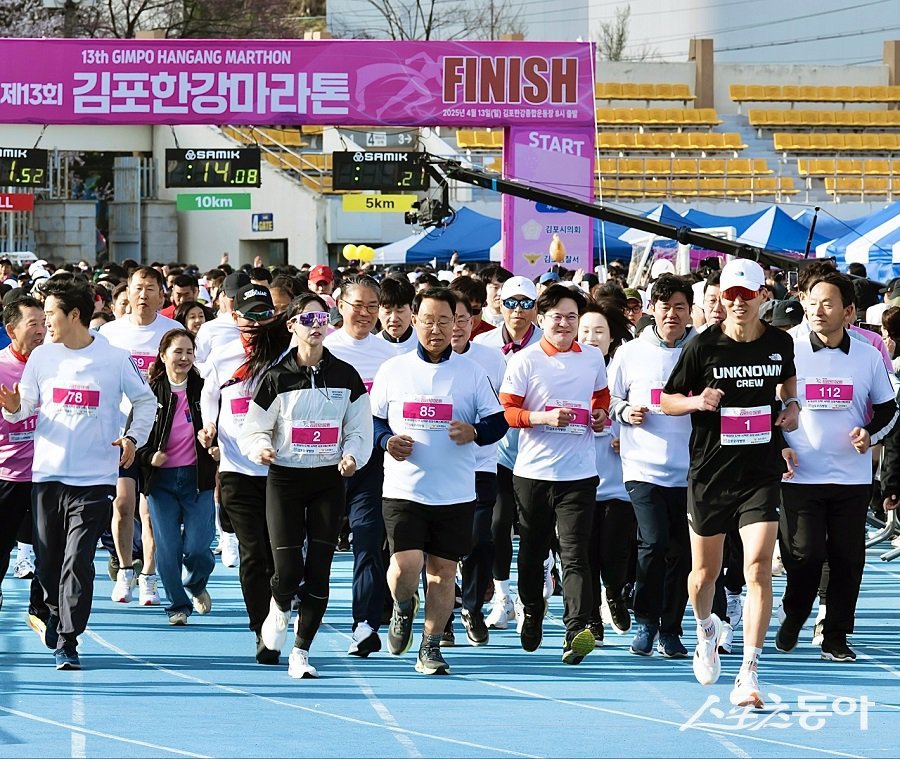 김포시, 제13회 대회 6,600명의 참가자를 기록하며 수도권 대표급 마라톤 대회로 자리매김했다. 사진제공｜김포시청