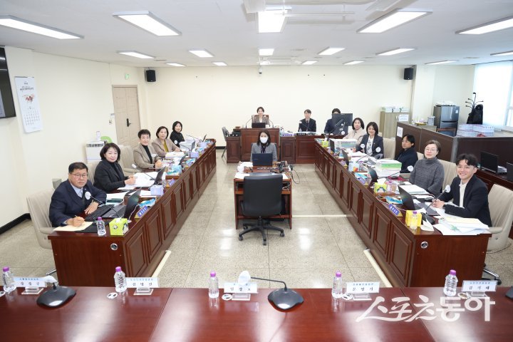 예산결산특별위원회 .  사진제공ㅣ고양시의회