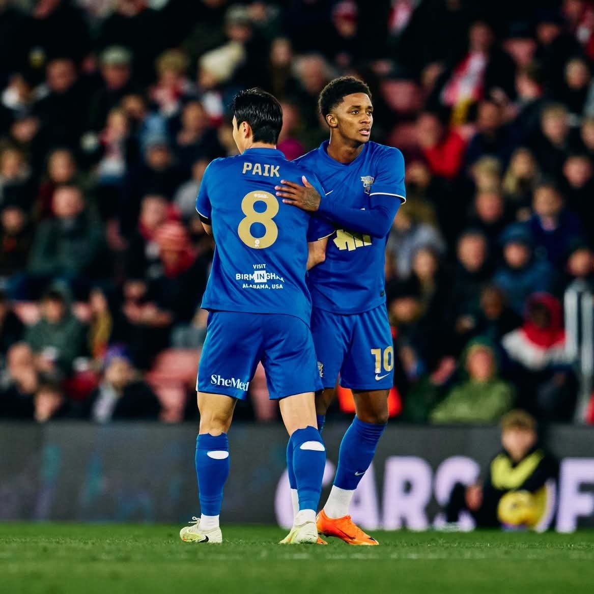 버밍엄 백승호(8번)가 사우샘프턴 원정에서 풀타임을 뛰었으나 아쉽게 패했다. 사진출처｜버밍엄시티 페이스북