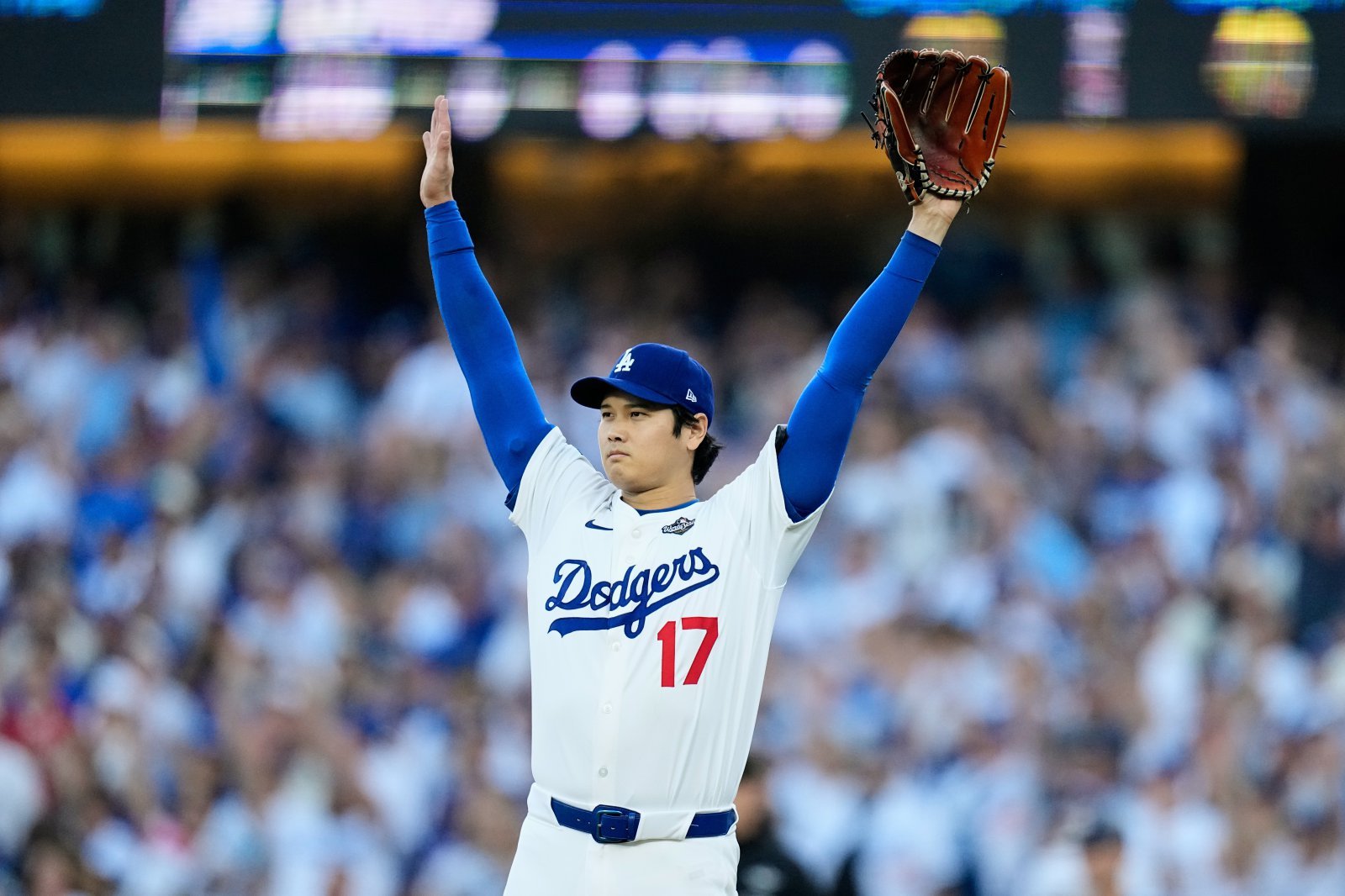 다저스 오타니는 내년 3월 열릴 WBC에 출전 의사를 밝혔다. 하지만 그의 몸 상태에 따른 우려로 투타겸업은 불투명하다. AP뉴시스