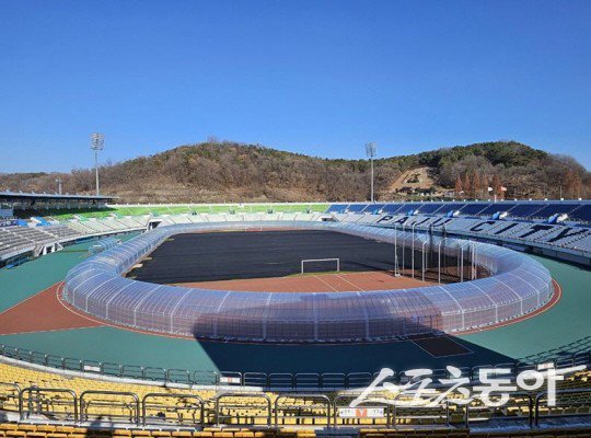 파주시, 2025년 ‘동계 맞춤형 러닝구장’ 모습. 사진제공ㅣ파주시 