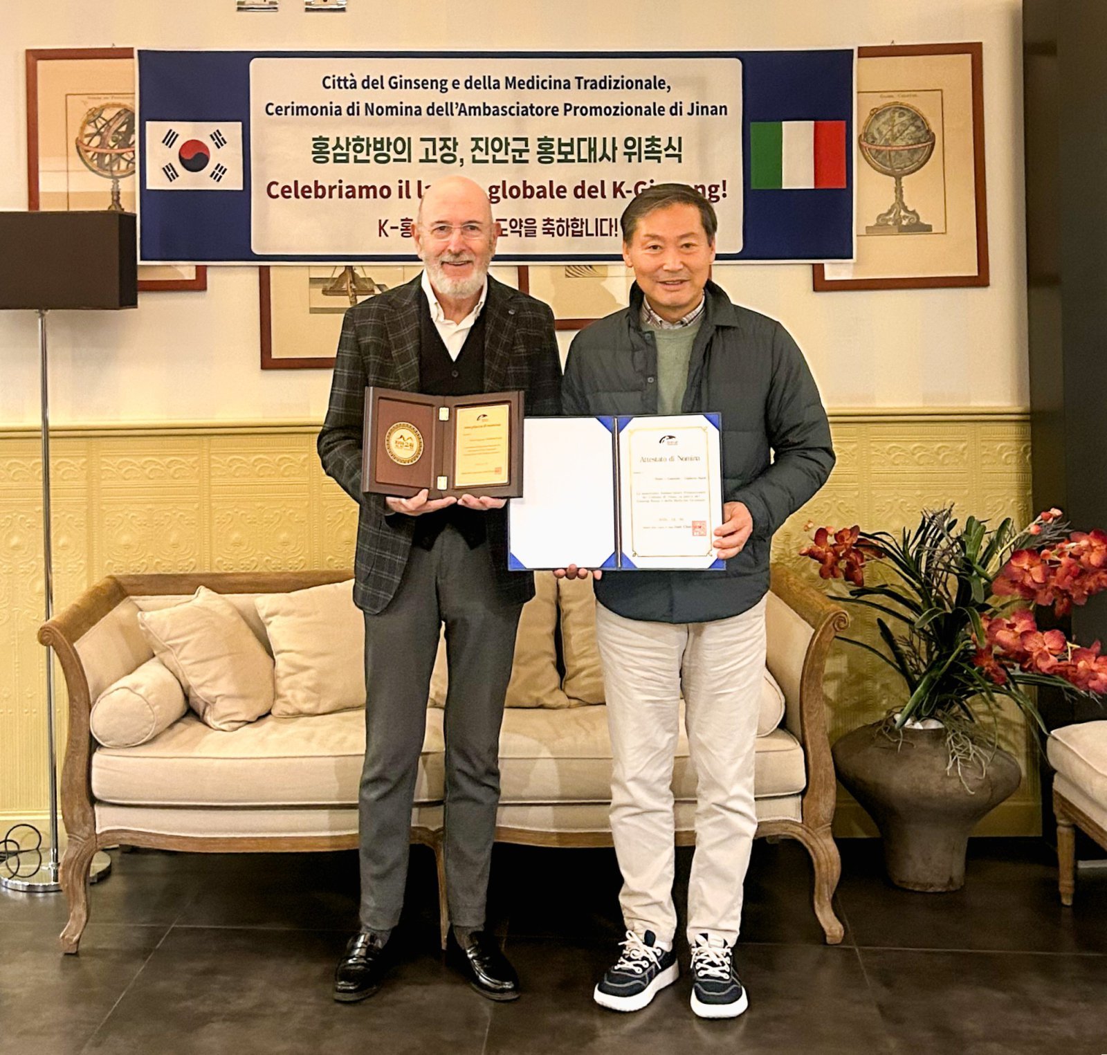 전북 진안군이 이탈리아 움베르토 나르디 박사를 진안군 홍보대사로 공식 위촉했다.  사진제공 ㅣ 진안군