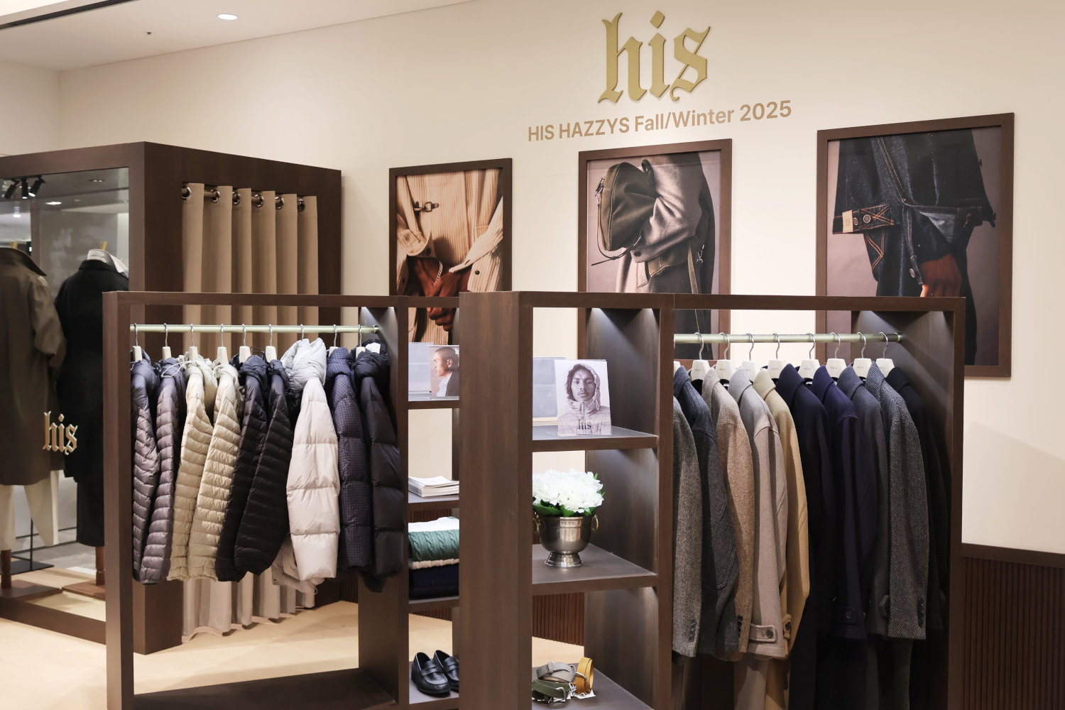 신세계백화점 강남점 7층 브릿지에서 운영하는 ‘히스 헤지스’ 팝업스토어 전경. 사진제공｜LF