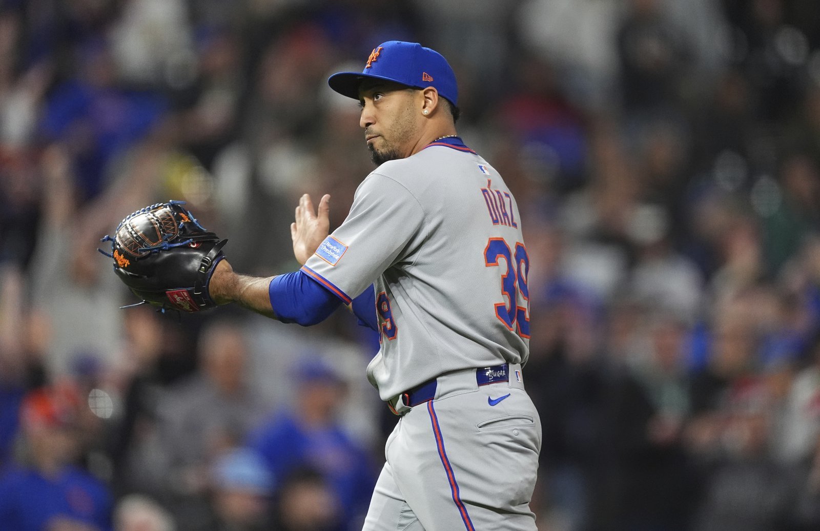 다저스가 MLB 최고 마무리투수 중 하나로 불리는 에드윈 디아즈와 FA 계약에 합의하며 불펜진을 보강했다. AP뉴시스