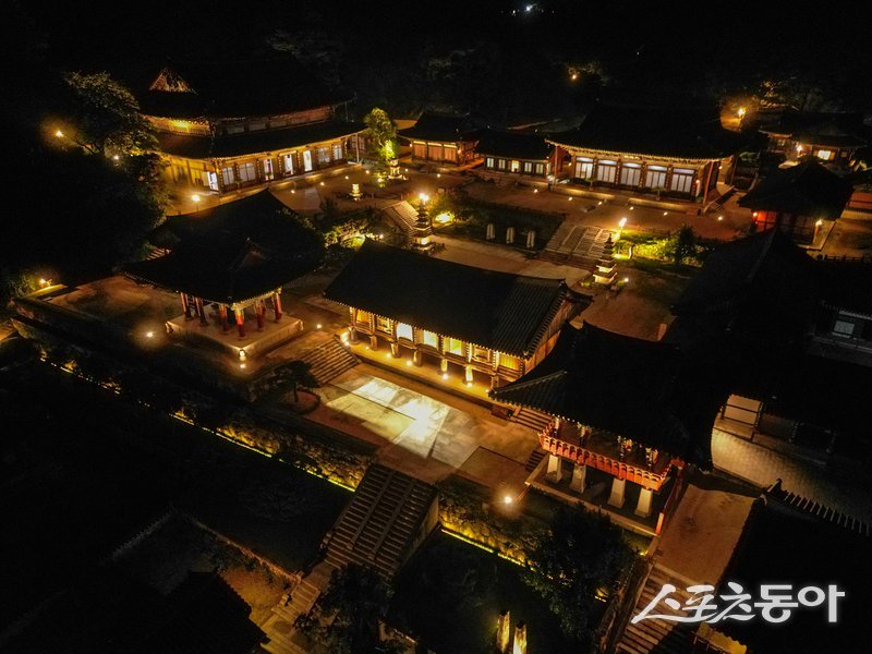  구례 화엄사의 야경. 사진제공=구례군