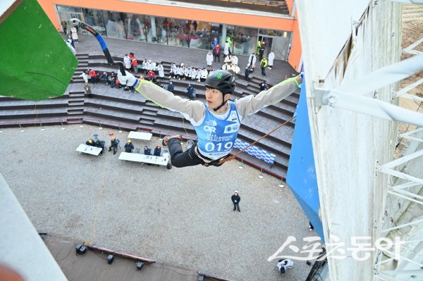 ‘2026 UIAA 청송 아이스클라이밍 월드컵’ 대회가 주왕산면 얼음골 일원서 개최된다. 사진제공 ㅣ 청송군