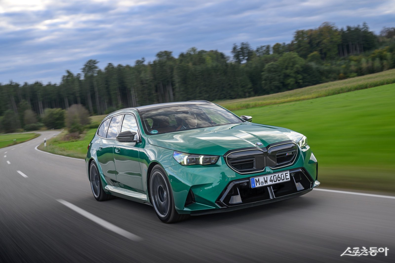 ����1-BMW �ڸ���, ������ ���༺�ɿ� Ȱ�뼺 ���� ���� M5 ����� ���� ���.jpg