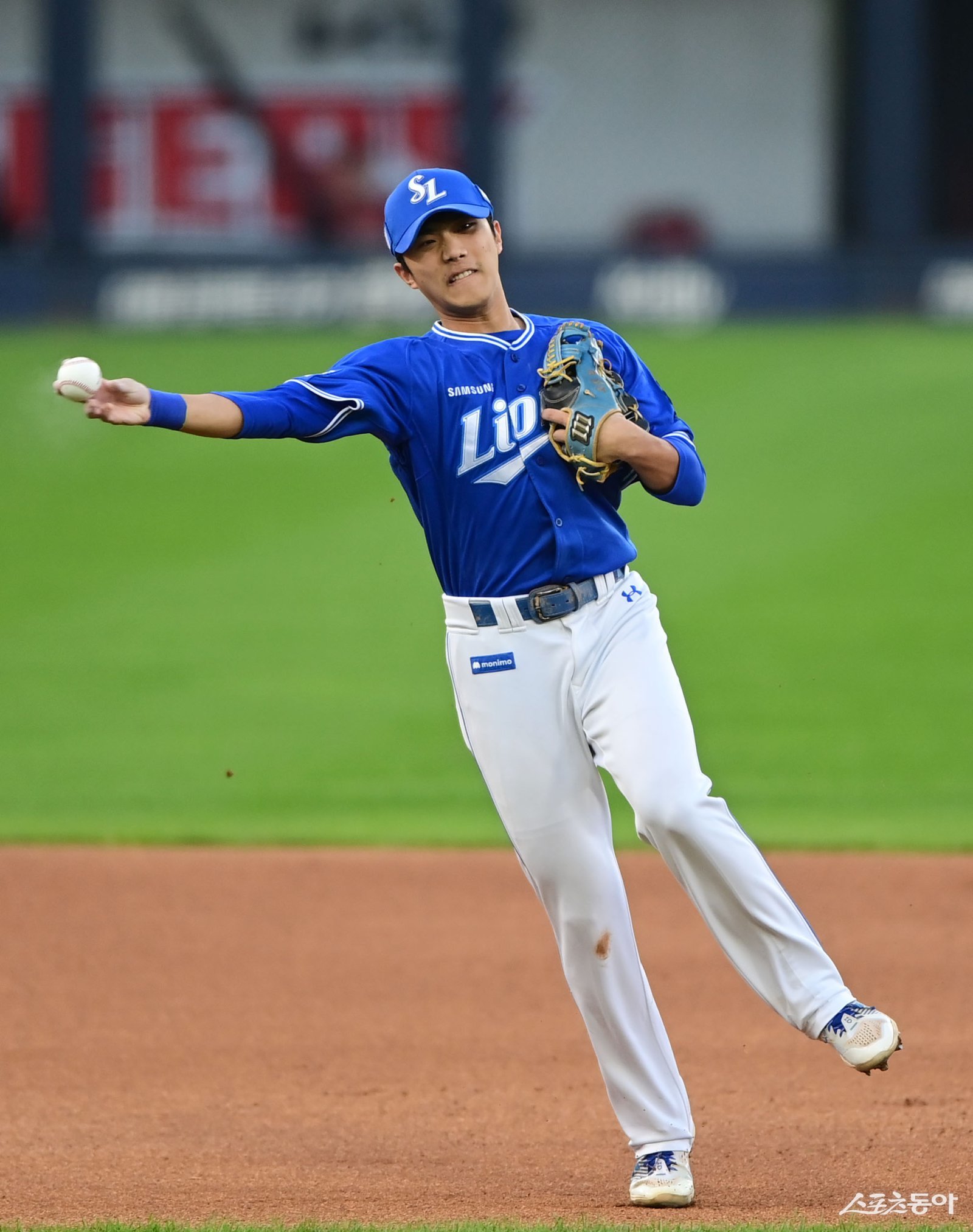 삼성 이재현은 입단 첫해인 2022년 3000만 원이었던 연봉이 올해까지 2억1000만 원으로 7배나 상승했다. 올 시즌의 꾸준한 활약을 앞세워 내년에는 3억 원을 돌파할 수 있을지에 관심이 쏠린다. 스포츠동아 DB