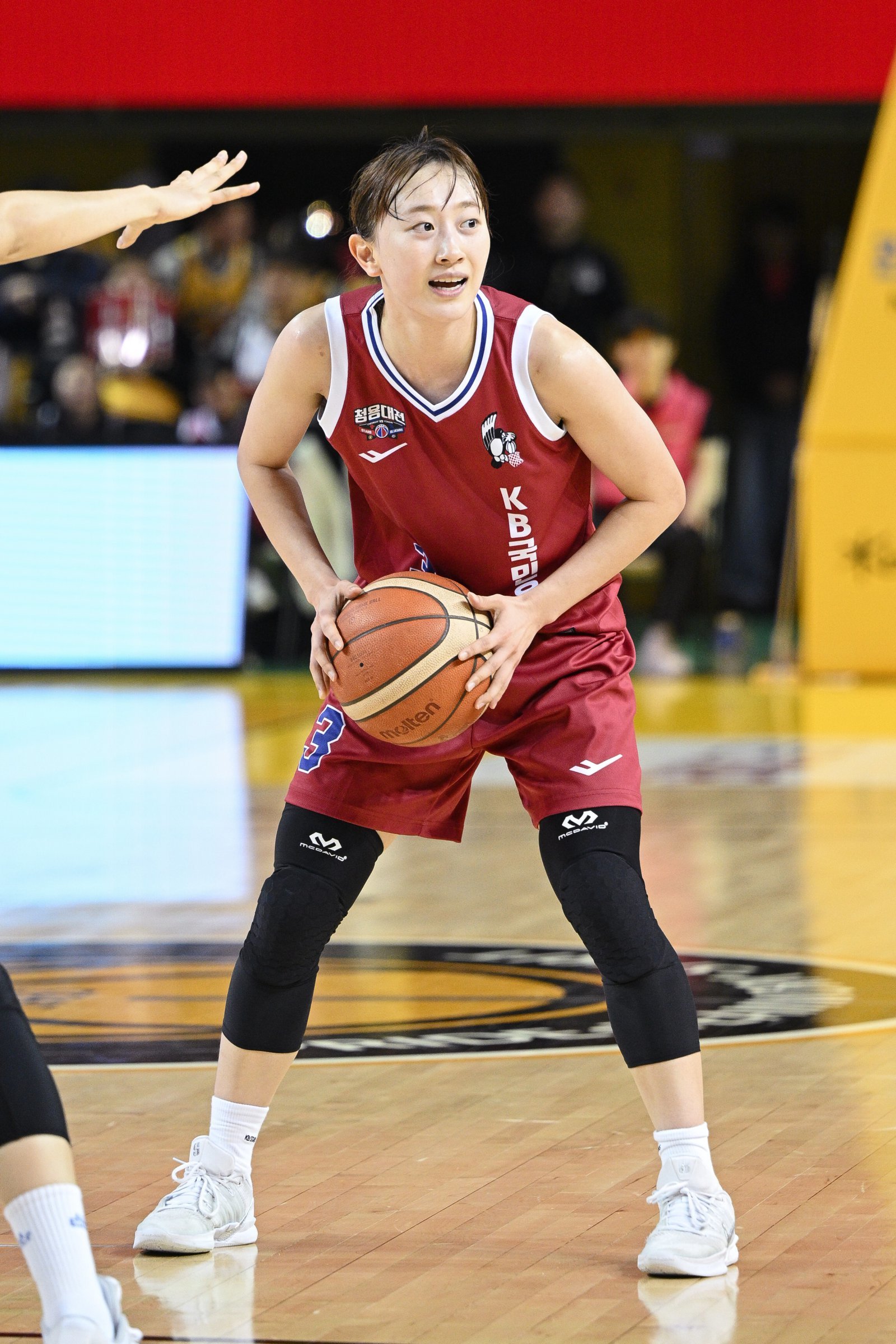 KB스타즈 이채은은 이번 시즌을 통해 팀의 핵심으로 거듭났다. 그는 “코트에서 100이면 100 다 쏟고 나오는 게 믿음에 보답하는 것”이라고 목소리를 높였다. 사진제공|WKBL