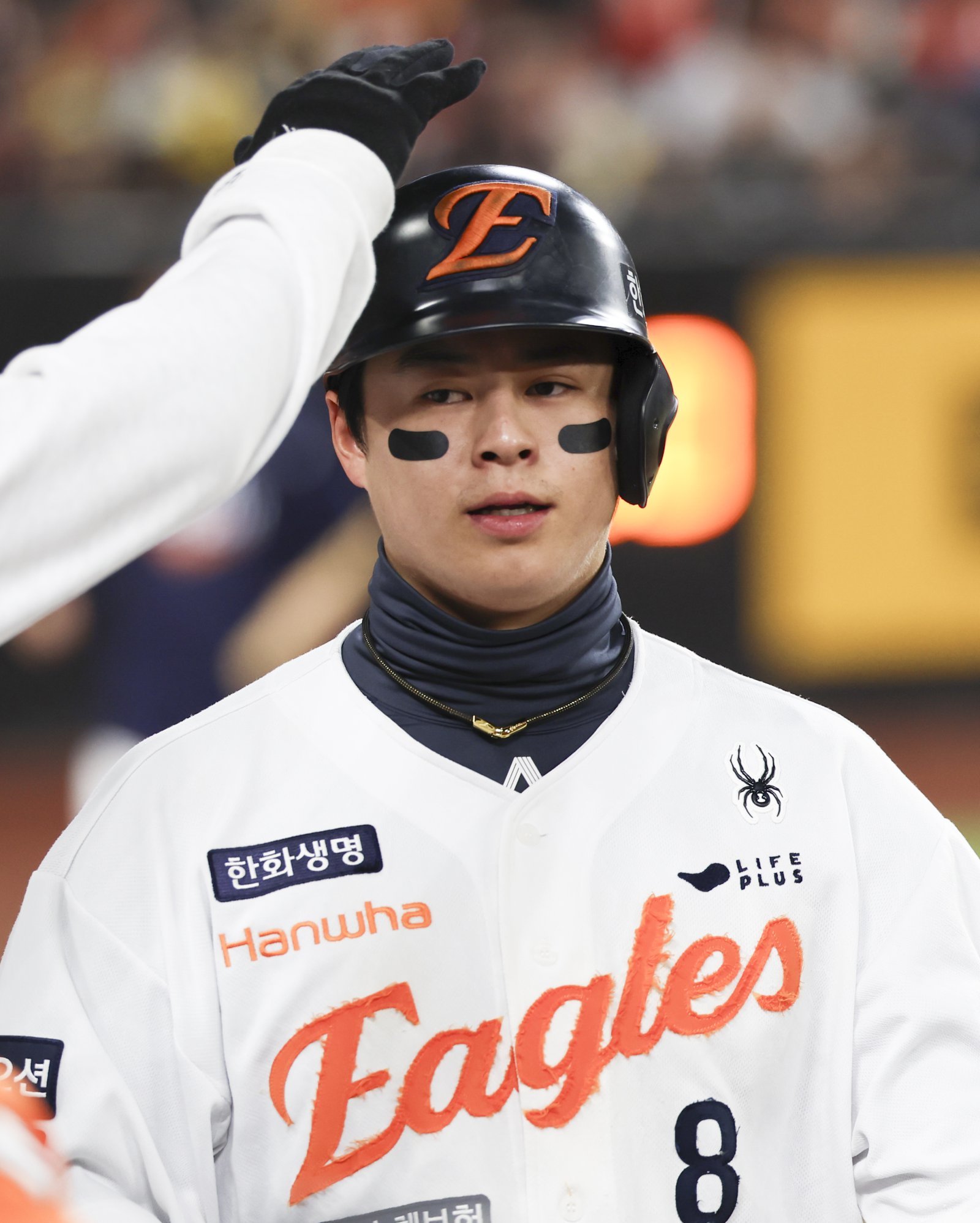 한화가 내야수 노시환과 다년계약을 체결하기 위해 바쁜 비시즌을 보내고 있다. 지난 9월에 도입된 경쟁균형세 제도 개정안까지 꼼꼼하게 살펴보는 모습이다. 뉴시스