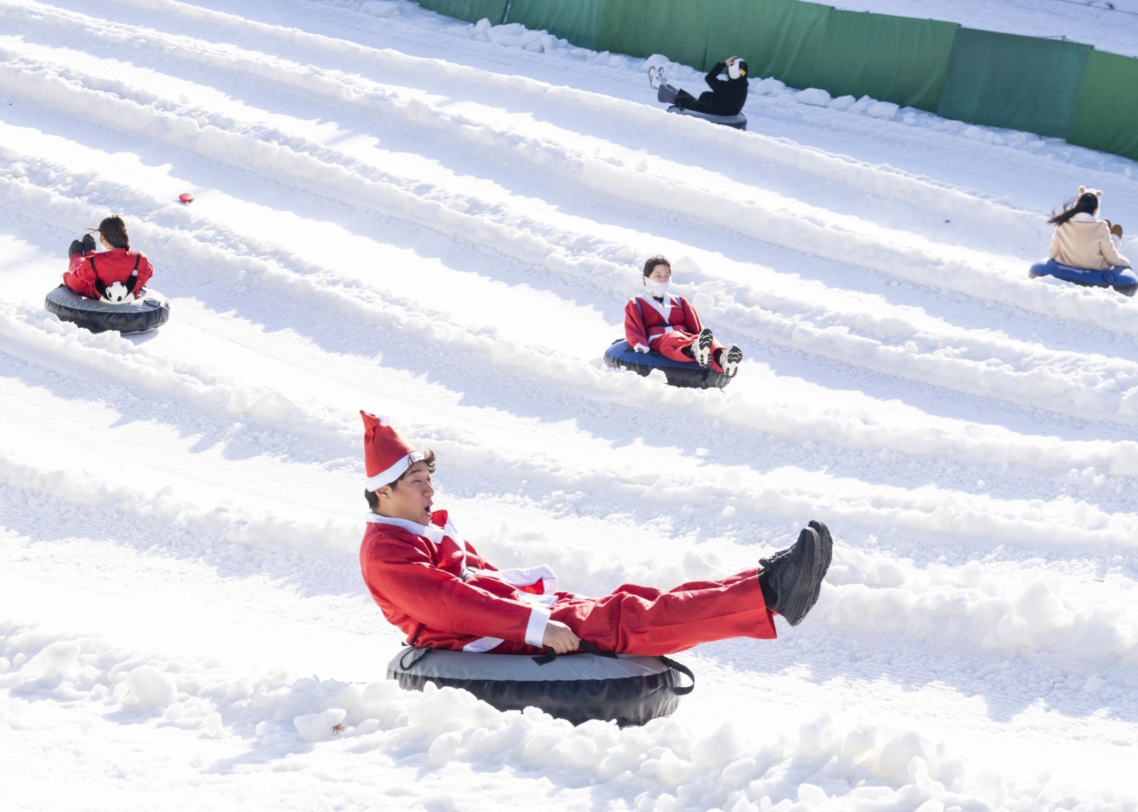 에버랜드, 눈썰매장 ‘스노우 버스터’ 레이싱 코스