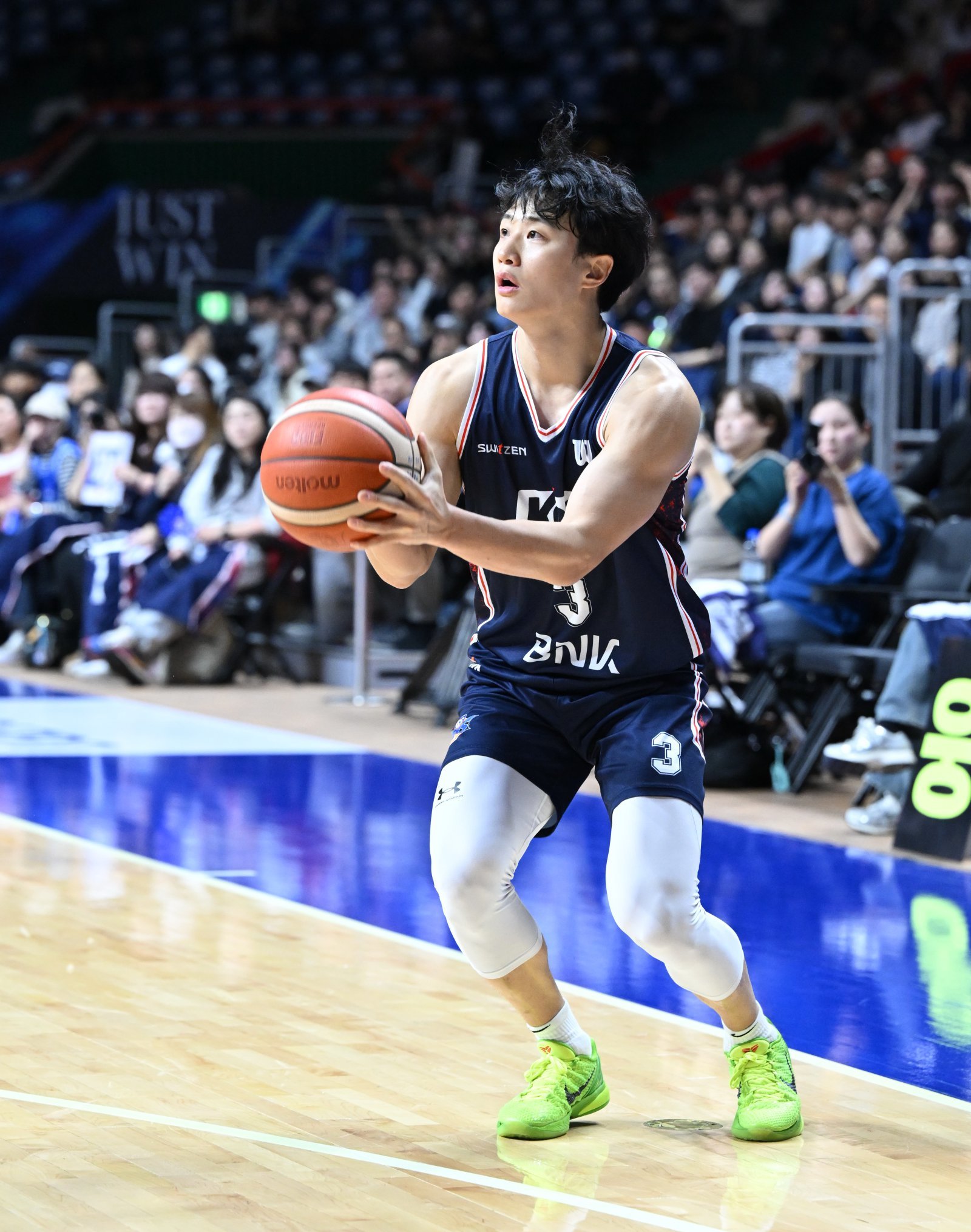 KCC 허웅은 18일 부산서 열린 가스공사와 홈경기서 23점을 넣으며 4연승을 이끌었다. 사진제공|KBL