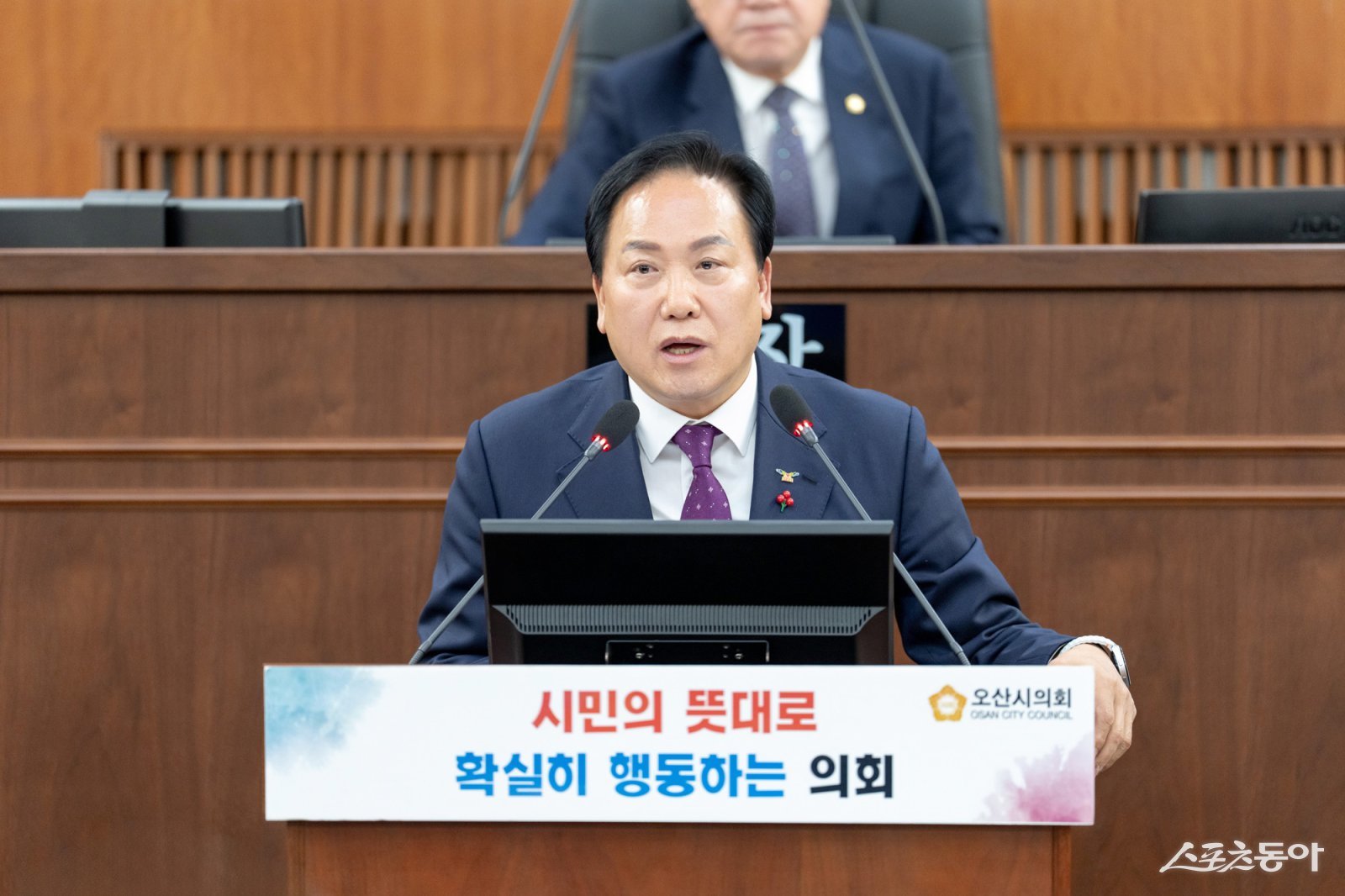 2026년도 예산안은 제298회 오산시의회 제2차 정례회 제3차 본회의를 통과하며 최종 확정됐다(이권재 오산시장). 사진제공｜오산시