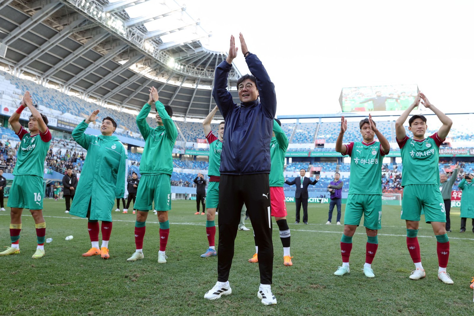 대전하나시티즌은 창단 최고 성적인 준우승을 넘어 2026시즌 K리그1 정상을 바라보고 있다. 빨리 시즌을 마무리한 덕분에 시간 낭비없이 빠른 전력 보강을 진행해 이젠 마무리 단계에 있다. 사진제공｜한국프로축구연맹