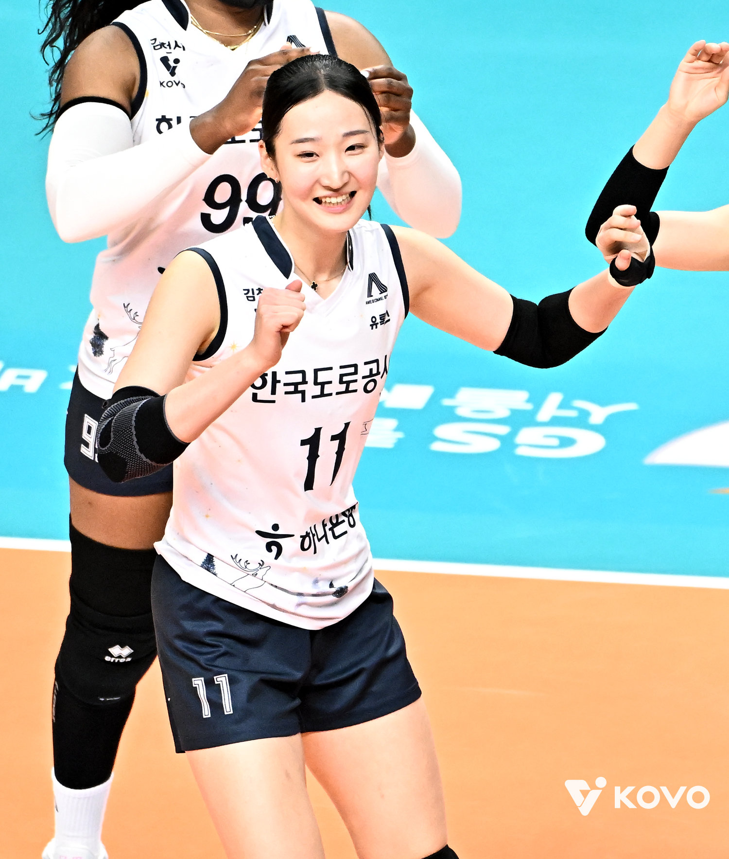 한국도로공사 프로 3년차 미들블로커 김세빈은 진정한 ‘육각형 선수’로 거듭나기 위해 치열하게 노력하고 있다. 데뷔 시즌부터 주전으로 뛰며 신인상을 받은 그는 이번 시즌 ‘커리어하이’를 바란다. 사진제공｜KOVO