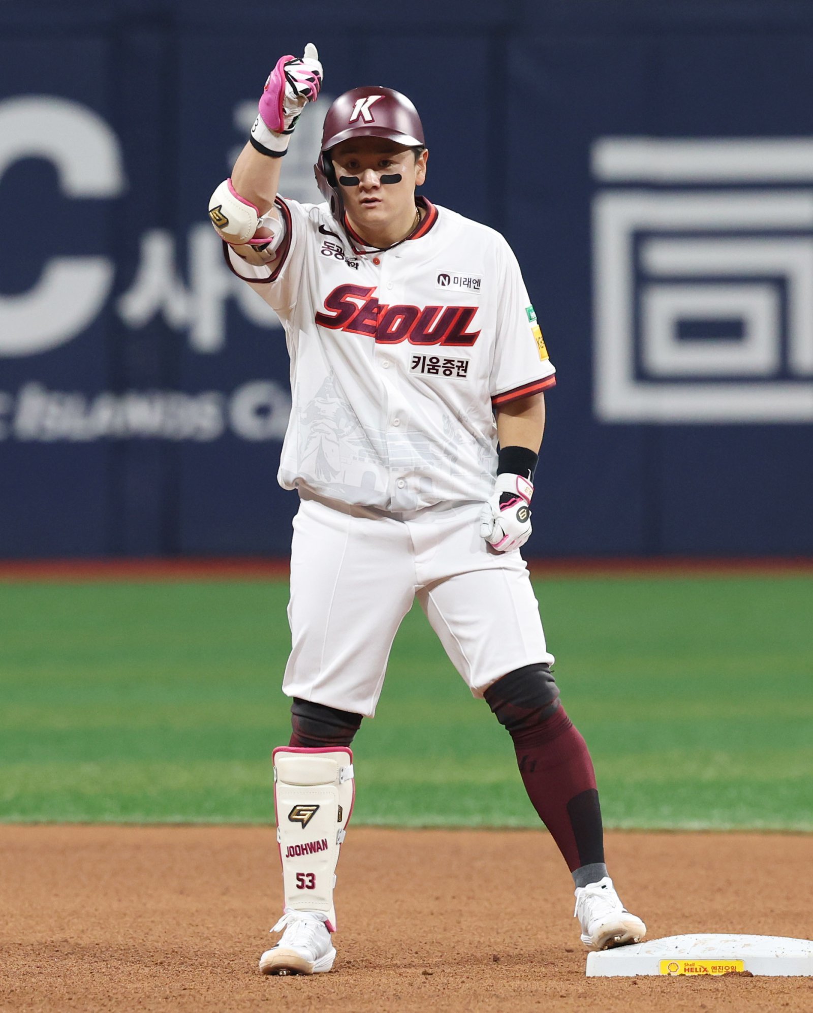 최주환, 안치홍은 2026시즌 키움의 4번타자 후보다. 뉴시스