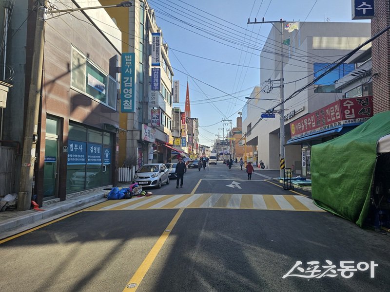 금정로·시청골목길·금정12길·금정13길 등 가로환경개선사업 완료 모습. 사진제공ㅣ파주시 