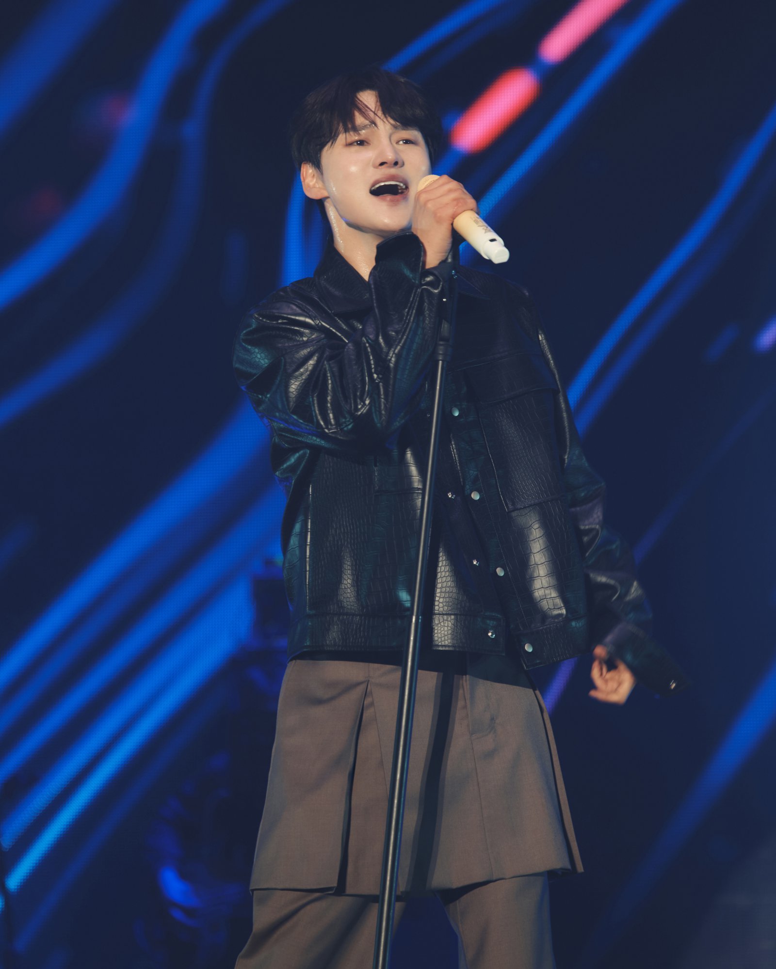 ‘트롯픽’ 박서진, 라이브 무대에서 가장 압도적인 실력을 보여주는 최고의 가수 [DA차트]