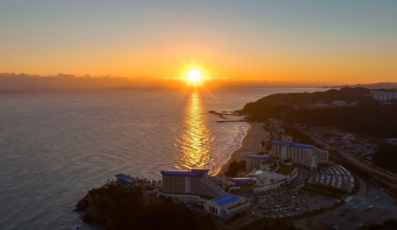 솔비치 삼척에서 바라본 일출 소노인터내셔널 제공