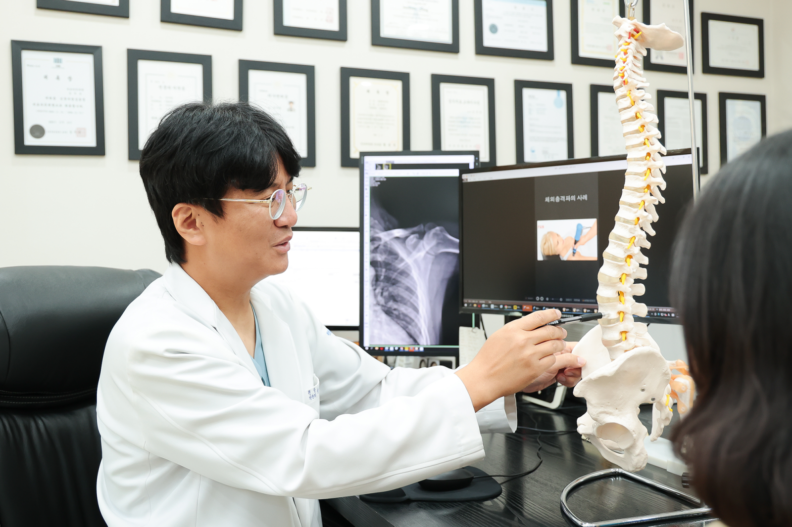 인천 논현 바로나은정형외과 성무권 원장