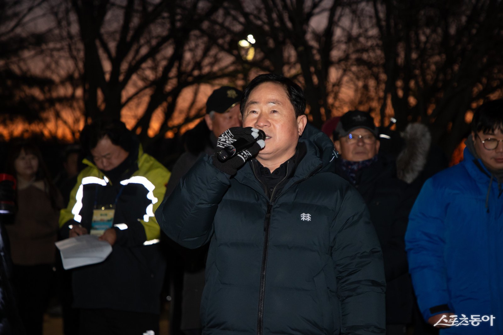 신년 인사를 나누는 주광덕 시장. 사진제공ㅣ남양주시