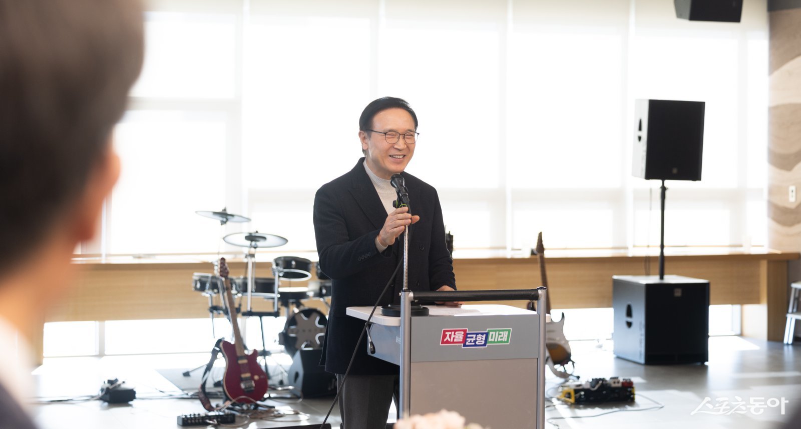 경기도교육청(교육감 임태희)은 2일 도교육청 남부청사 18층 라운지에서 ‘2026년 직원 소통 스탠딩 차담회’를 열고 병오년(丙午年) 새해의 시작을 직원들과 함께했다. 사진제공｜경기도교육청