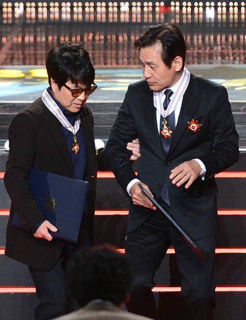 ‘60년 절친’ 조용필의 마지막 인사 “고비 잘 넘길 줄 알았는데…성기야, 또 만나자”[현장 인터뷰]