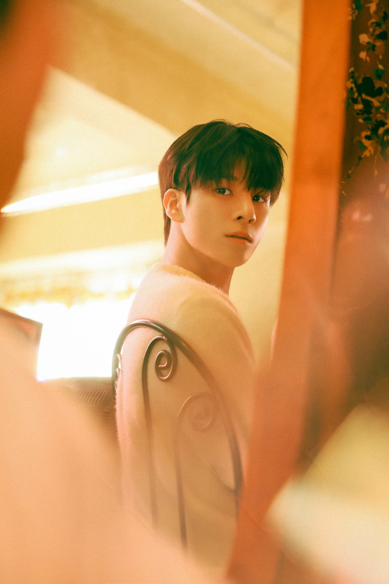 ‘2월 입대’ 정동원, 한촌설렁탕 40년 첫 모델 됐다…컴백·팬콘서트 앞두고 겹경사