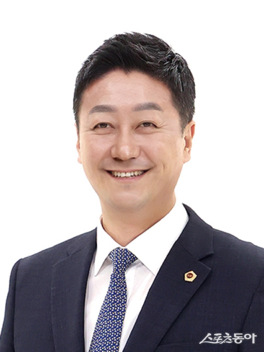 김진경 경기도의회 의장(더불어민주당·시흥3)이 시흥시 예산 미반영으로 중단 위기에 놓였던 ‘시흥시 스마트 도로 관리시스템’의 지속 추진을 이끌어냈다. 사진제공｜김진경 경기도의회 의장