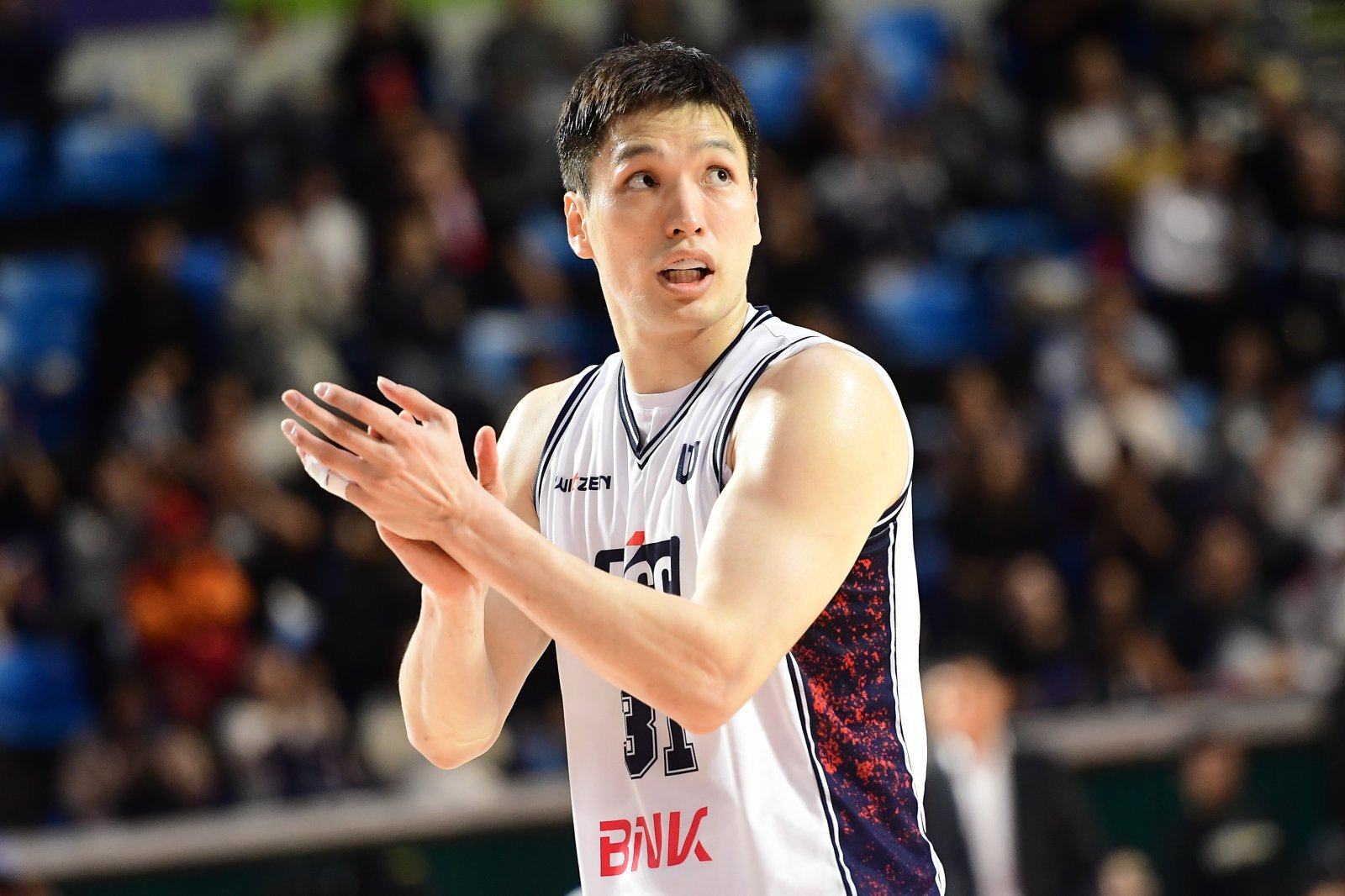 부산 KCC는 장재석의 반등이 절실하다. 그는 1옵션 외국인 선수 숀 롱과 함께 골밑에 활력을 불어넣어야 한다. 사진제공｜KBL