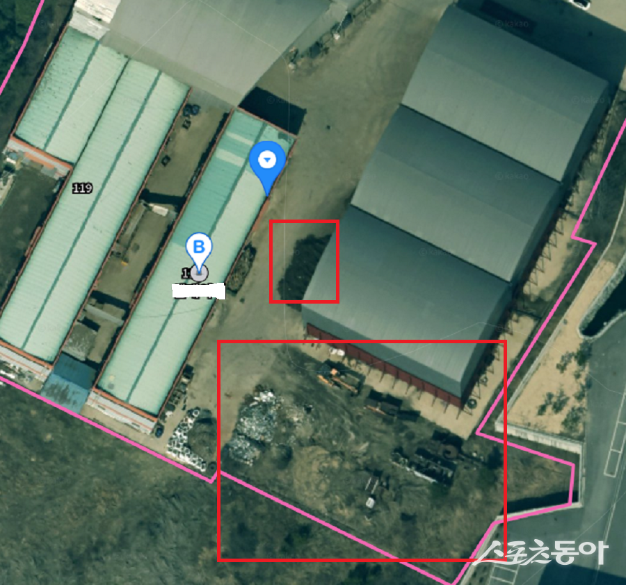 경기도 안성시 삼죽면 내장리 206-16번지 일대에서 폐목재와 폐합성수지 등을 재활용하는 엘에스에너지를 둘러싼 각종 의혹이 제기되며 논란이 확산되고 있다(항측). 사진제공|공익 제보자
