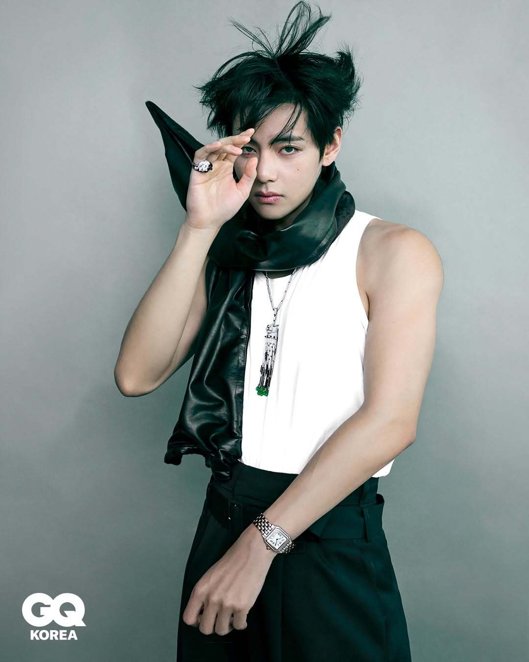 GQ 코리아 2월호에 등장한 방탄소년단 뷔