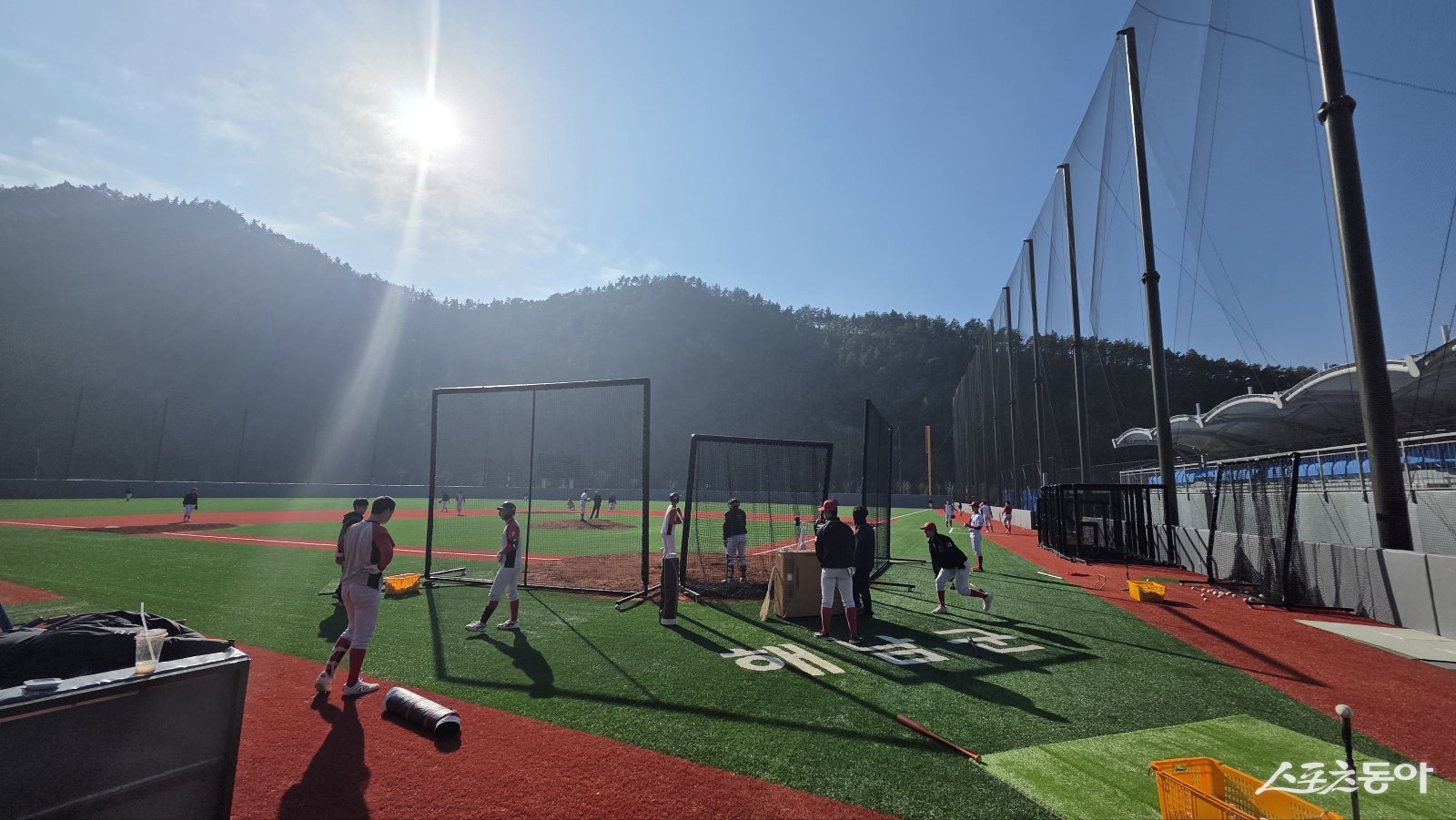 동계전지훈련 선수단(해남스포츠파크 야구장). 사진제공=해남군