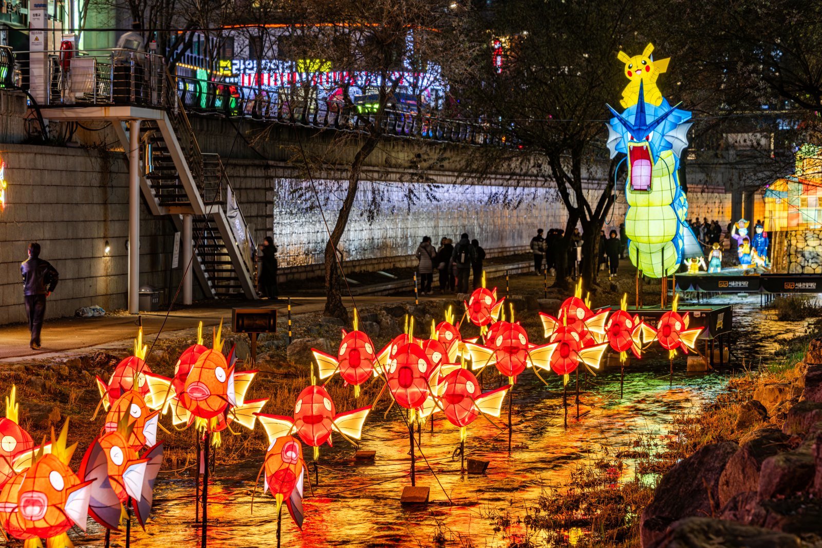 서울빛초롱축제 383만 명...이 정도일 줄이야 - 뉴스 썸네일 이미지