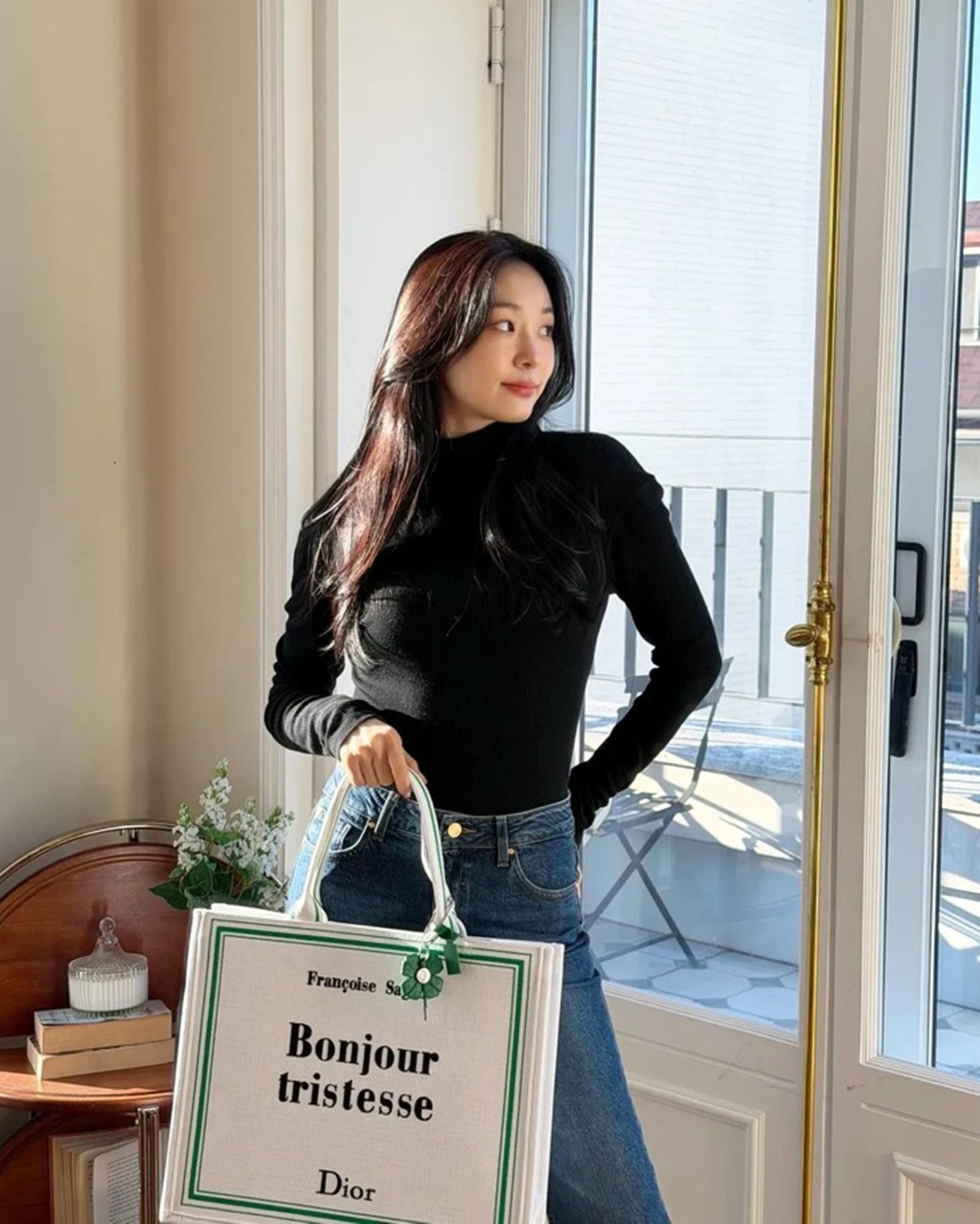 김연아, 청바지만 입었을 뿐인데…명품 화보 뺨치는 고급미 [DA★]