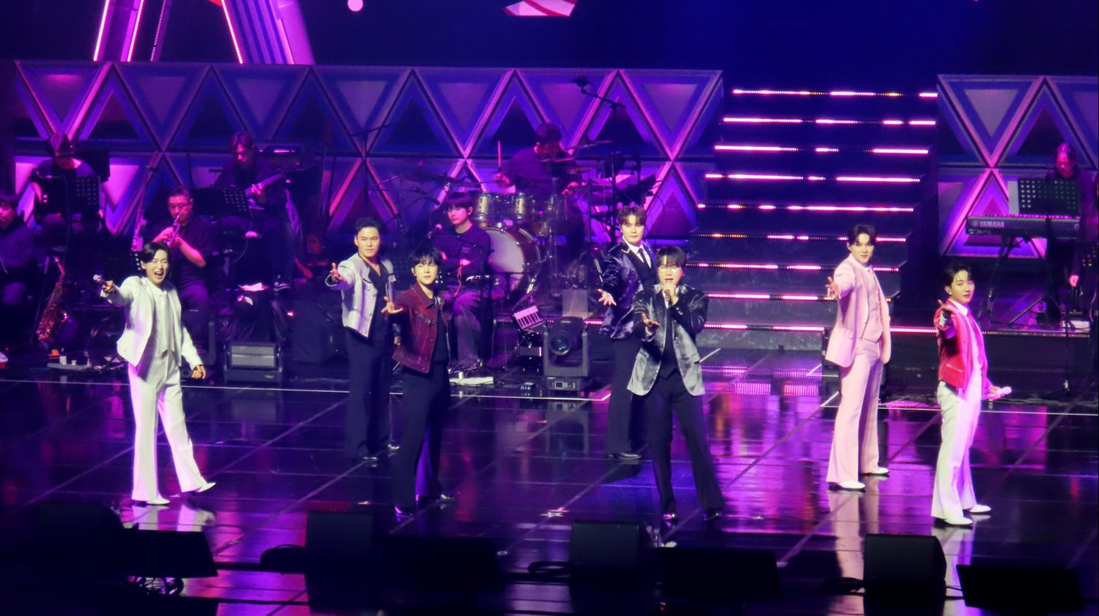 강추위도 녹였다…‘미스터트롯3’ TOP7, 광주 공연 성료