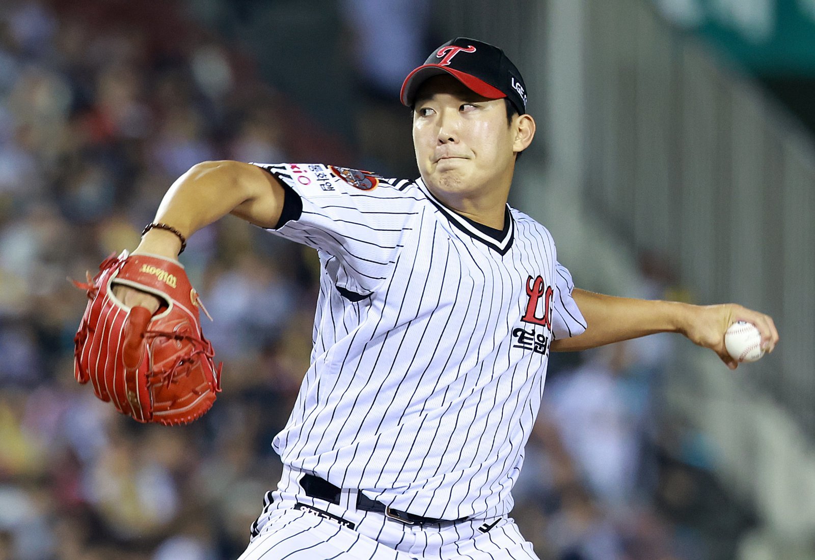 LG 손주영은 2024년 144.2이닝을 던진 데 이어 2025년 153이닝을 소화했다. 선발투수로서 매 시즌 성장하는 모습을 보여 한국 좌완 선발 계보를 이을 적임자로 꼽히고 있다. 뉴시스