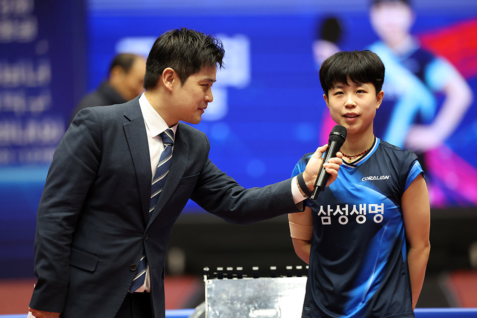 삼성생명 주천희(오른쪽)는 올해 2026아이치·나고야아시안게임을 시작으로 2027아스타나세계선수권과 2028LA올림픽서 도전장을 내밀 수 있다. 사진제공│월간탁구