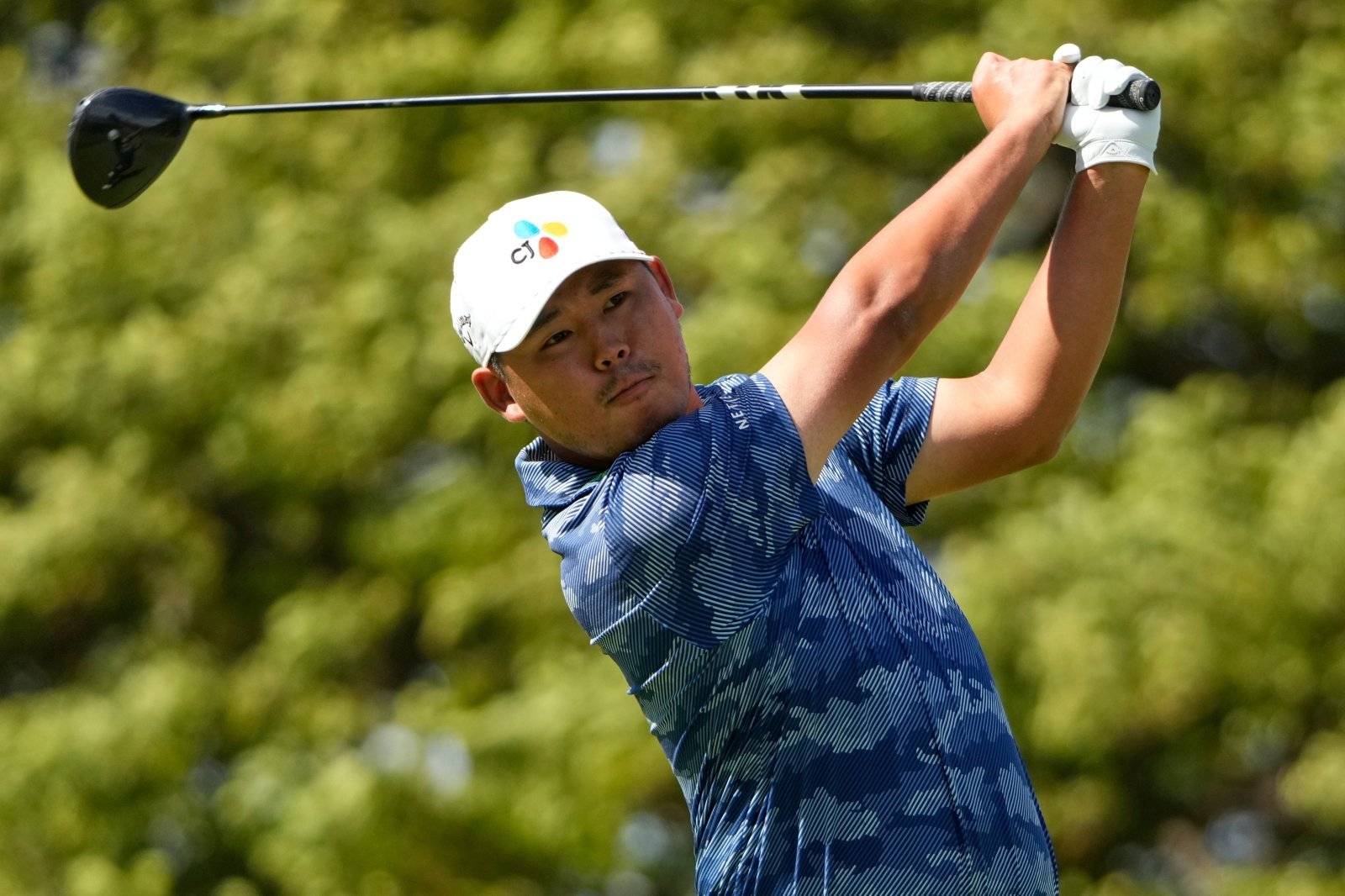 LIV 골프의 영입 제안을 받았지만 거액의 유혹을 물리치고 PGA 투어 잔류를 선택한 김시우는 새 시즌 개막 후 두 대회에서 공동 11위~공동 6위의 상승곡선을 그리고 있다. AP뉴시스