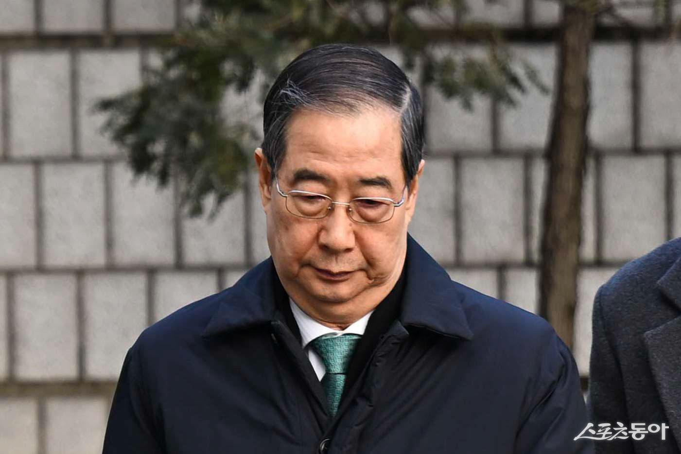 내란중요임무 종사 등 혐의로 1심에서 징역 23년형을 선고받은 한덕수 전 국무총리에 대해 전남 여수시가 명예시민 자격을 박탈하기로 했다. 사진｜독자제공